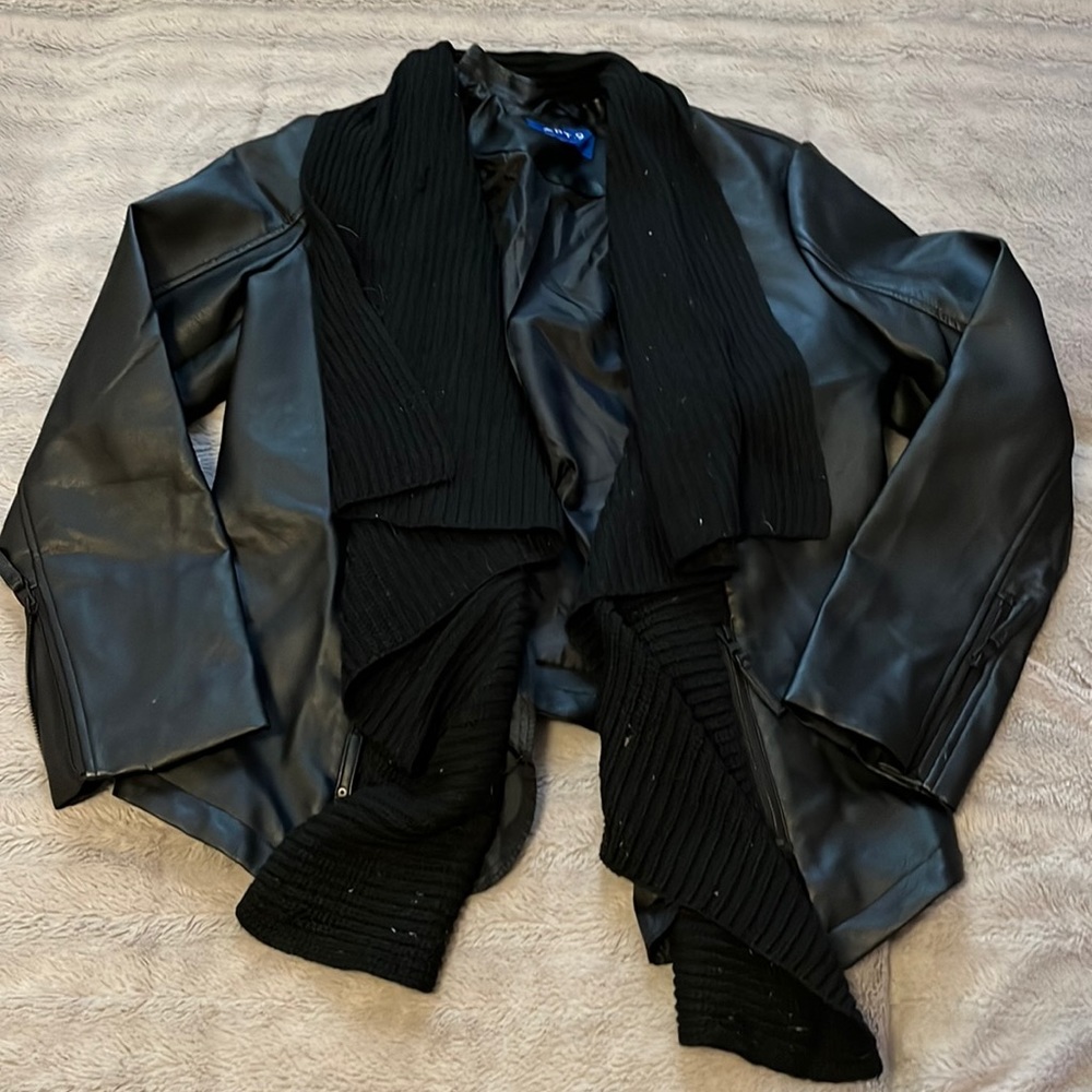 🏷️ 3/$25 Cardigan Faux Leather Jacket Apt 9 Black Date Night